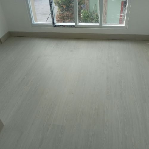 hasil pasang lantai spc karyanusa interior
